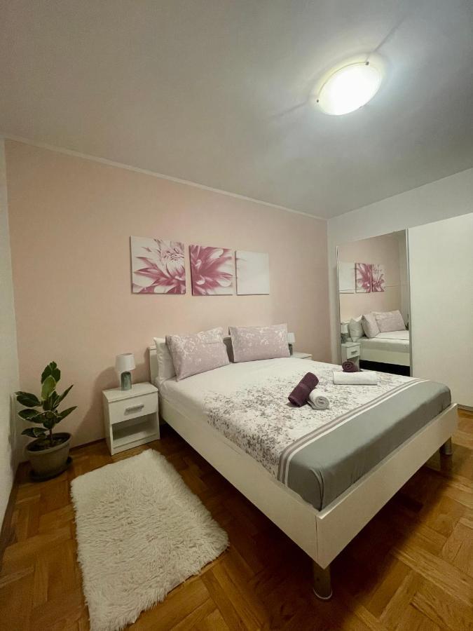 Apartments Zenta Split Bagian luar foto